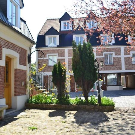 Coq Hotel Montreuil  Exteriör bild